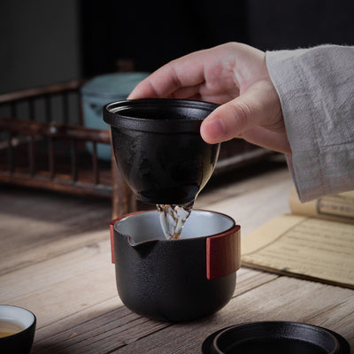 Portable portable teapot
