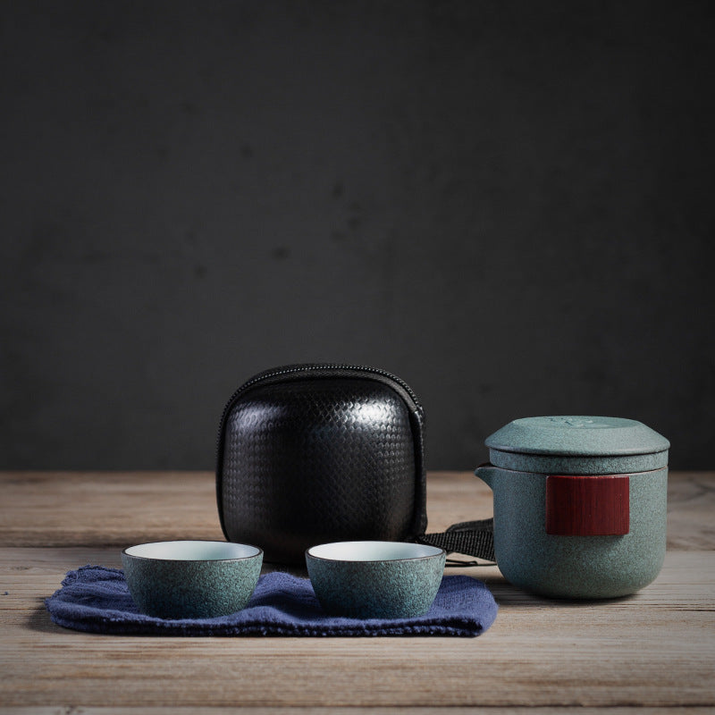 Portable portable teapot